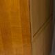 Armoire vintage pieds compas