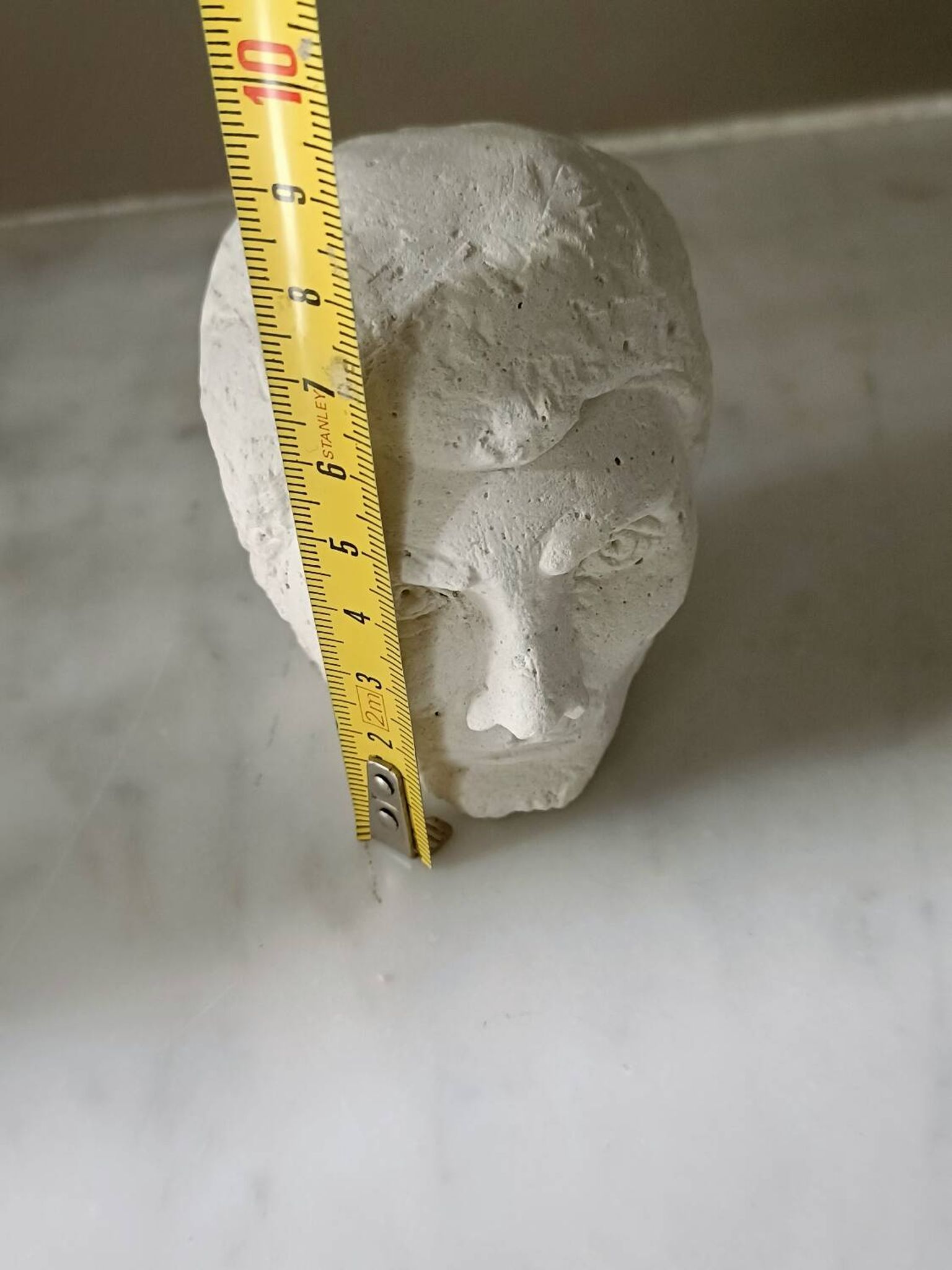 Tête d'homme en plâtre