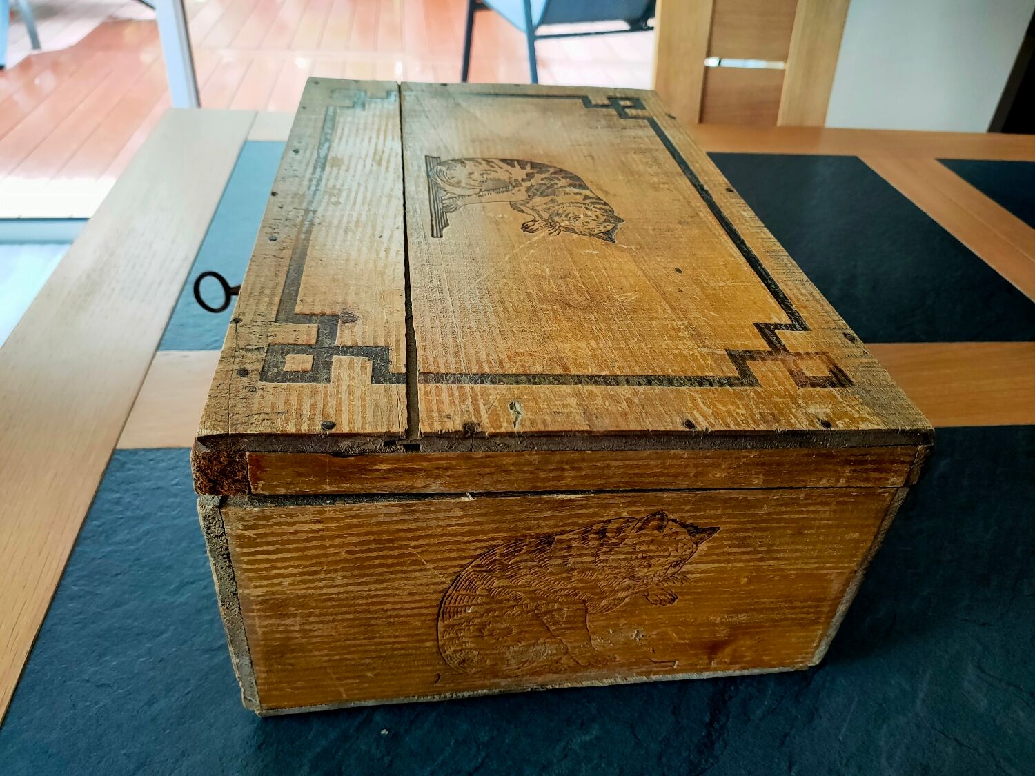 Wooden box Amidon au chat Hoffmann