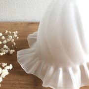 Globe tulip point luminaire