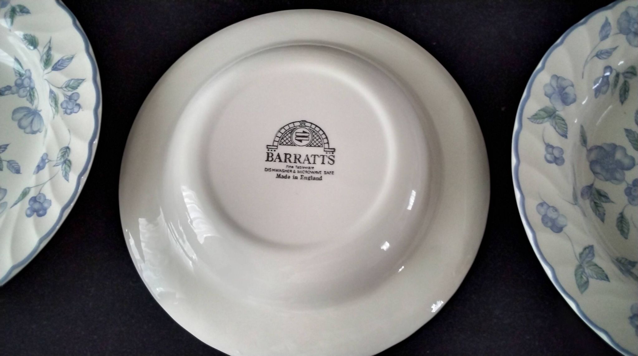 5 Assiettes creuses Porcelaine Anglaise Barratts