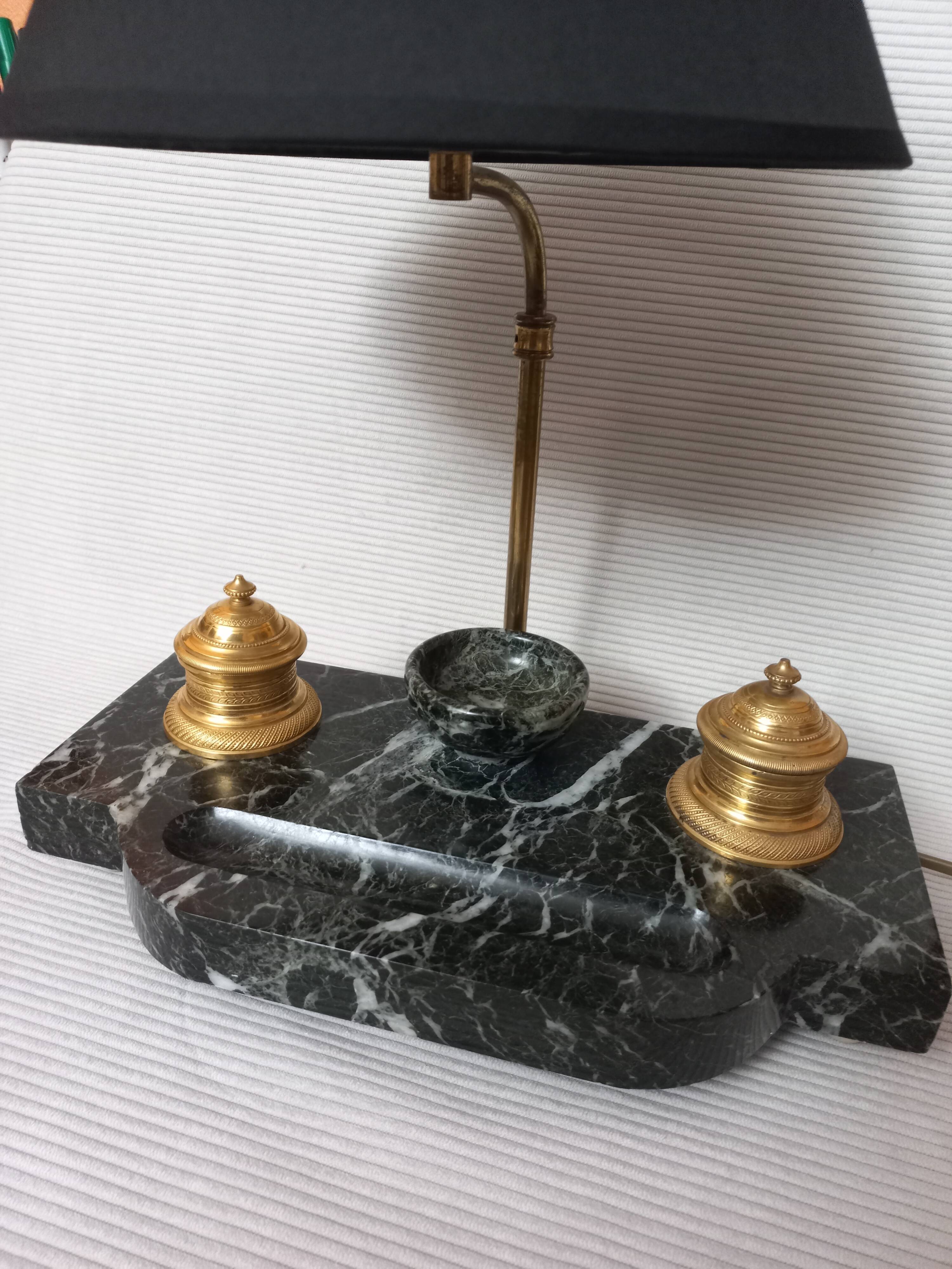 Marble and gilded bronze inkwell lamp