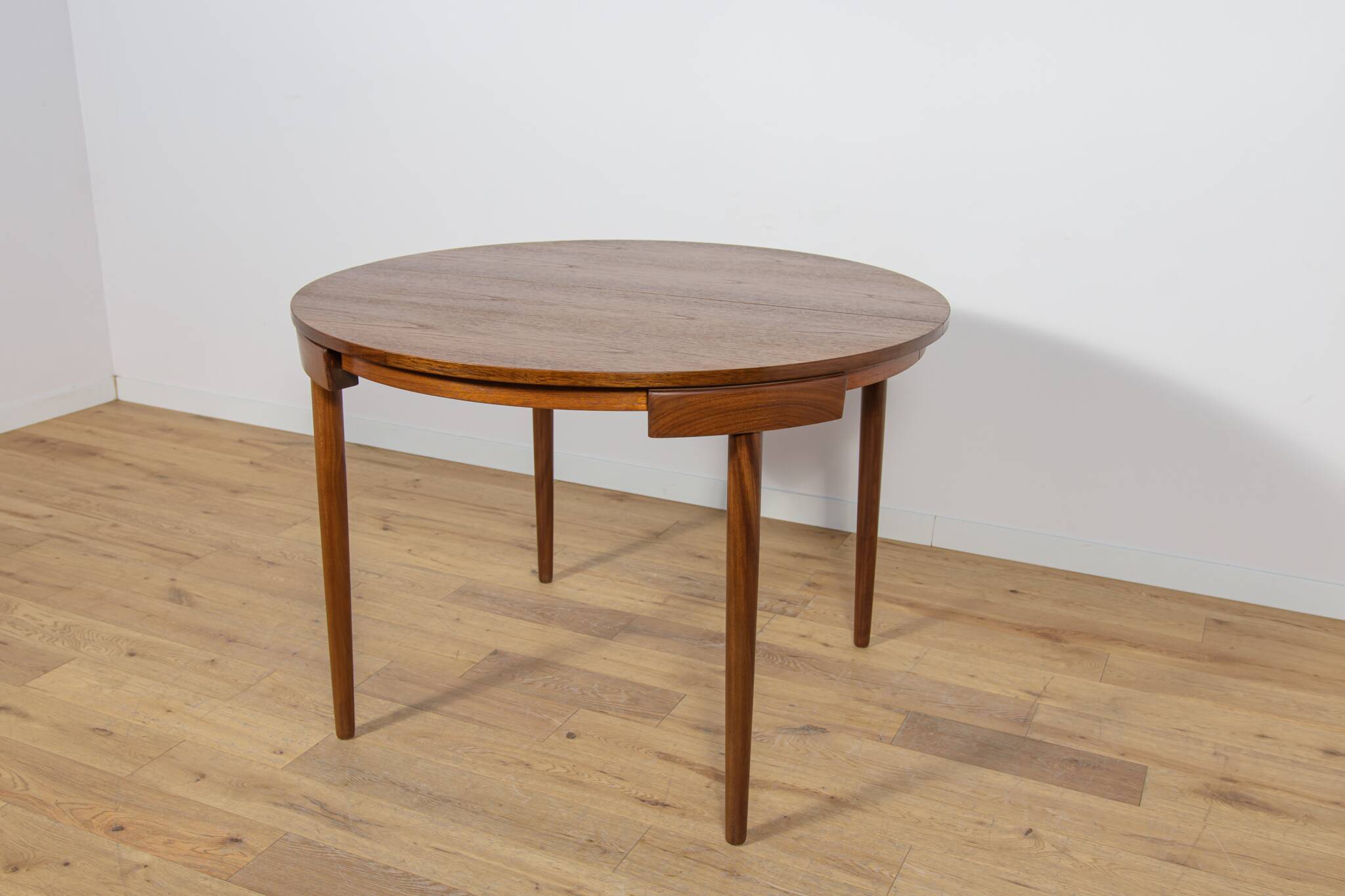 Mid-Century Teak Dining Table and Chairs Set by Hans Olsen for Frem Røjle.