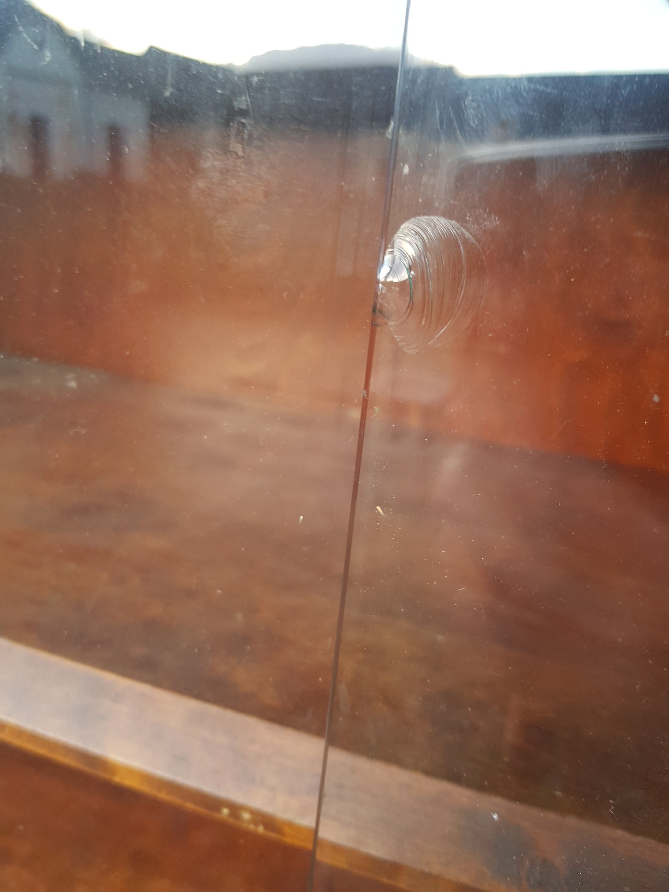 Glass buffet