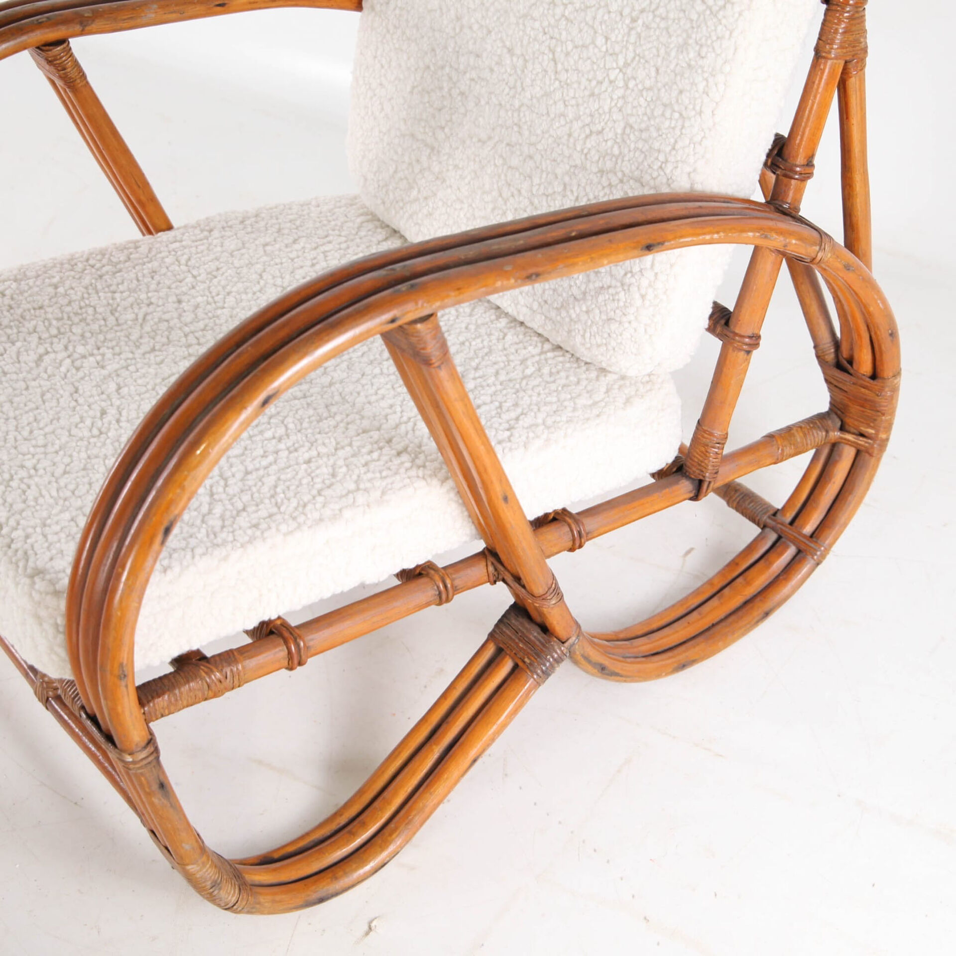 "Bretzel" armchair in rattan