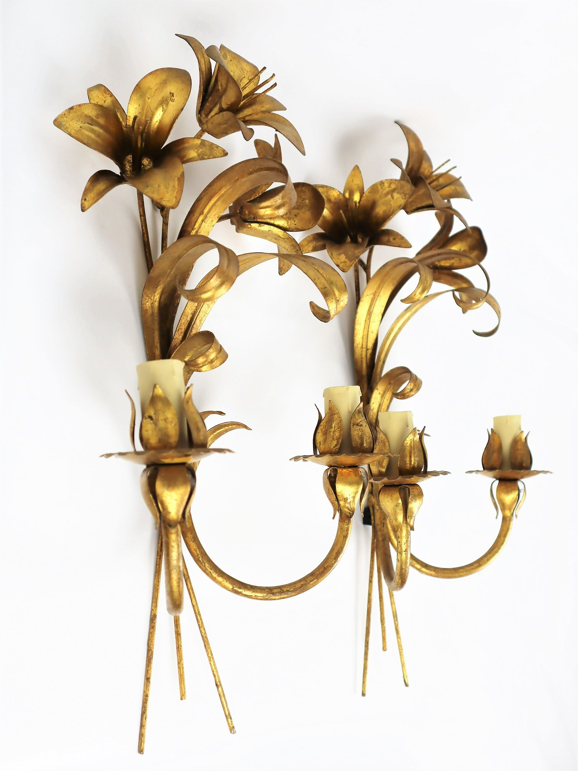 Golden metal flower sconces 1960 in pairs