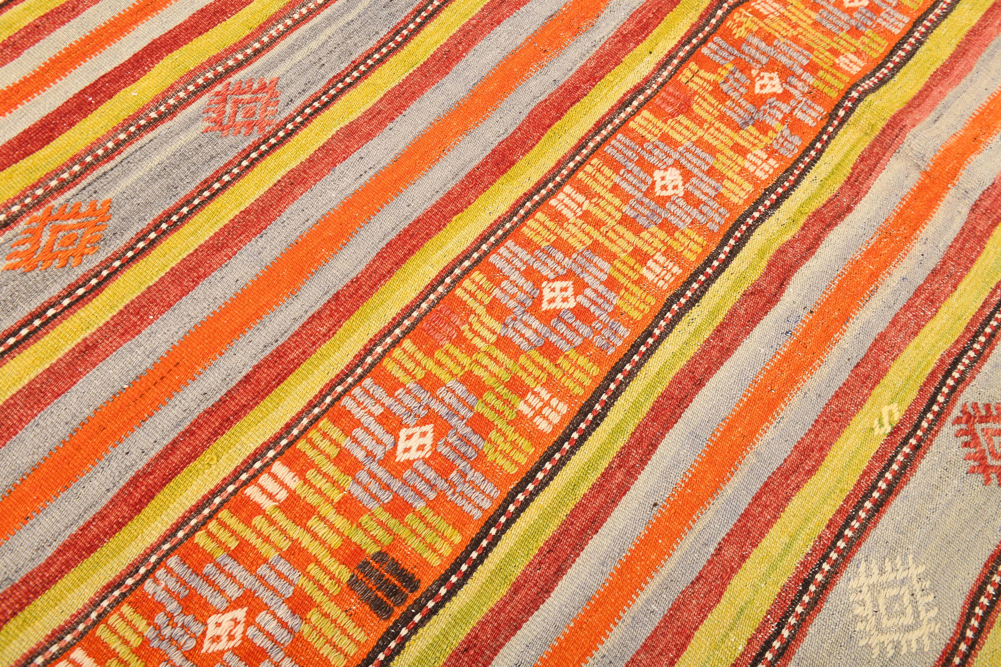 Tapis kilim bohème multicolore – pièce unique faite main, Style folklorique