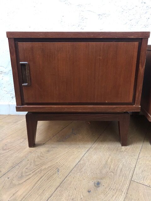 2 vintage bedside tables