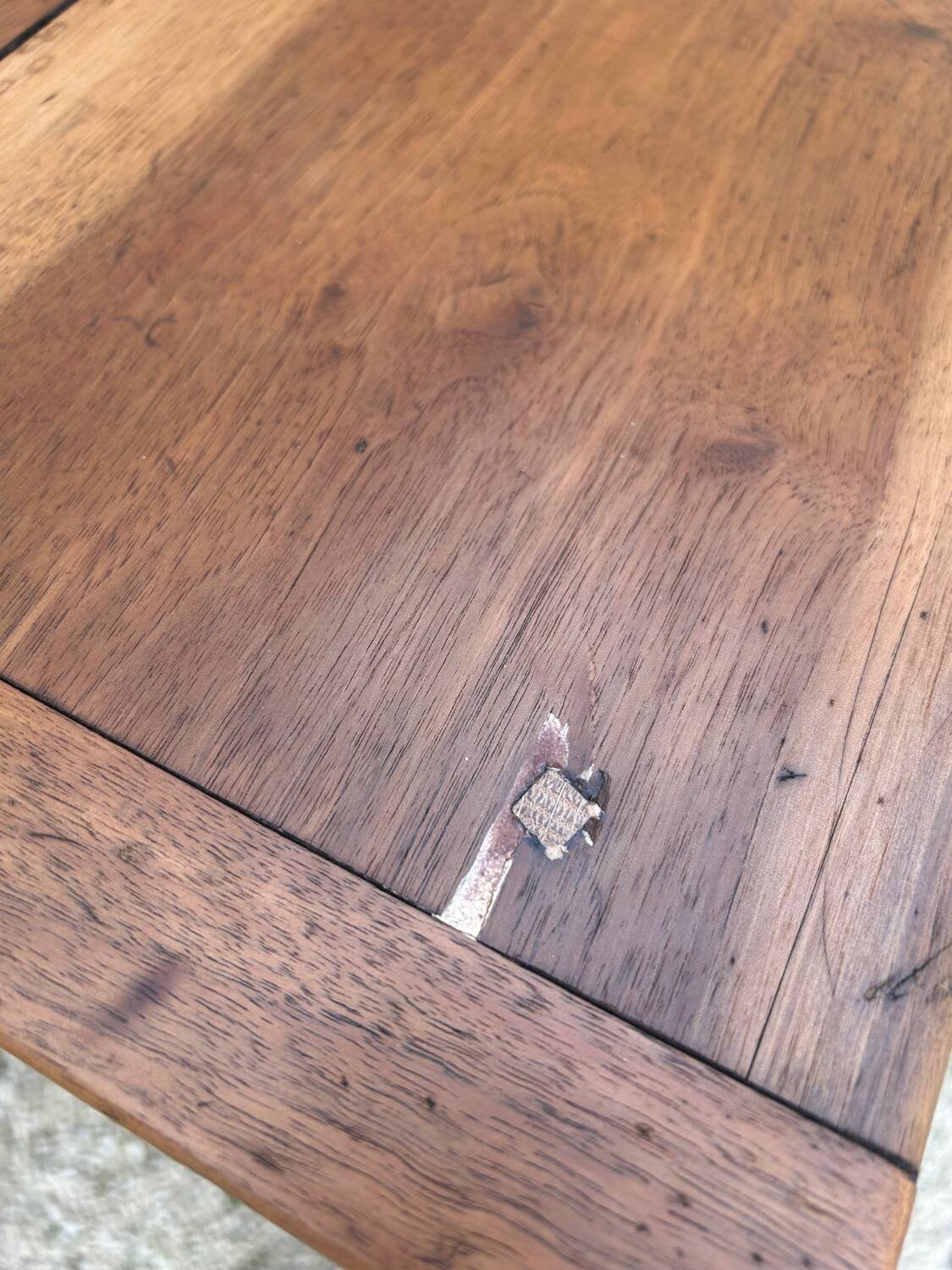 Farm table
