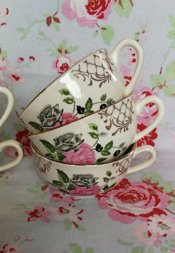 6 tasses anciennes Sarreguemines