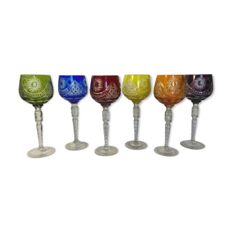 Lot série de six verres Roemer en cristal polychrome