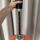 Lampe pendentif orange de l'âge spatial vintage 1973 – Chrome et acrylique
