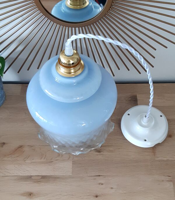 Suspension vintage bleue