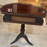 Empire style guéridon