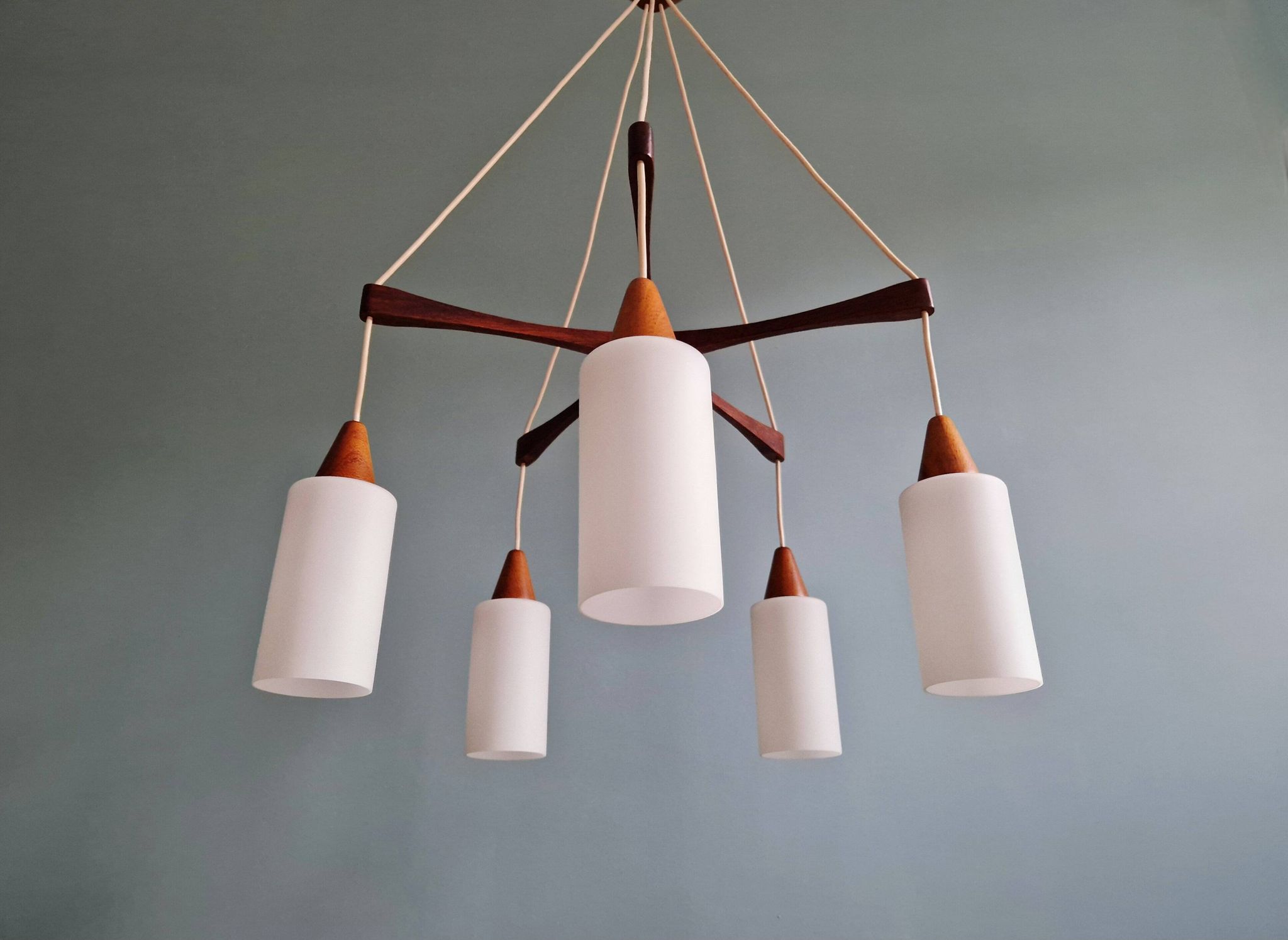 Large Scandinavian chandelier in teak and tubular white opaline, 1960.