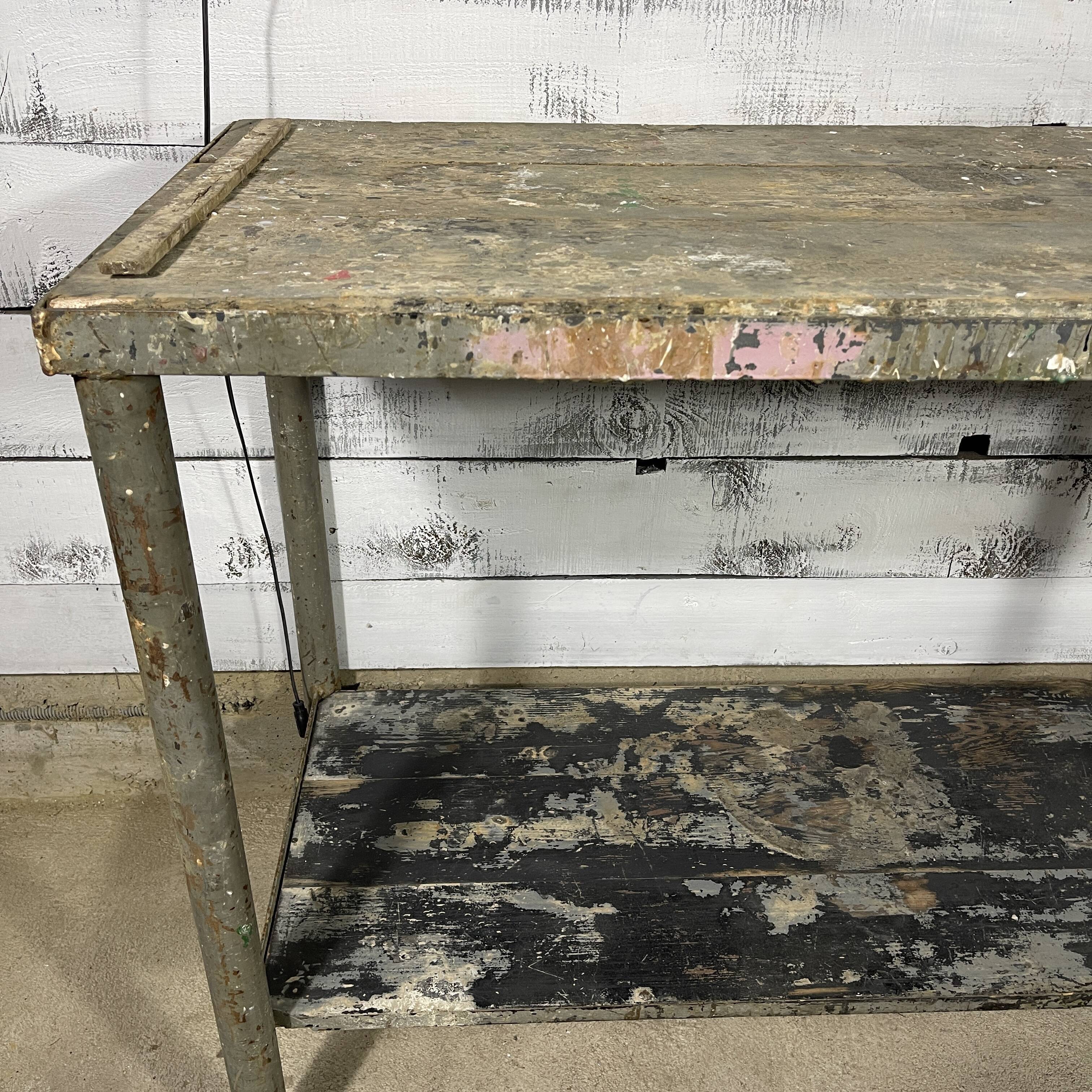 Painter's establishment