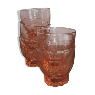 5 pink glasses