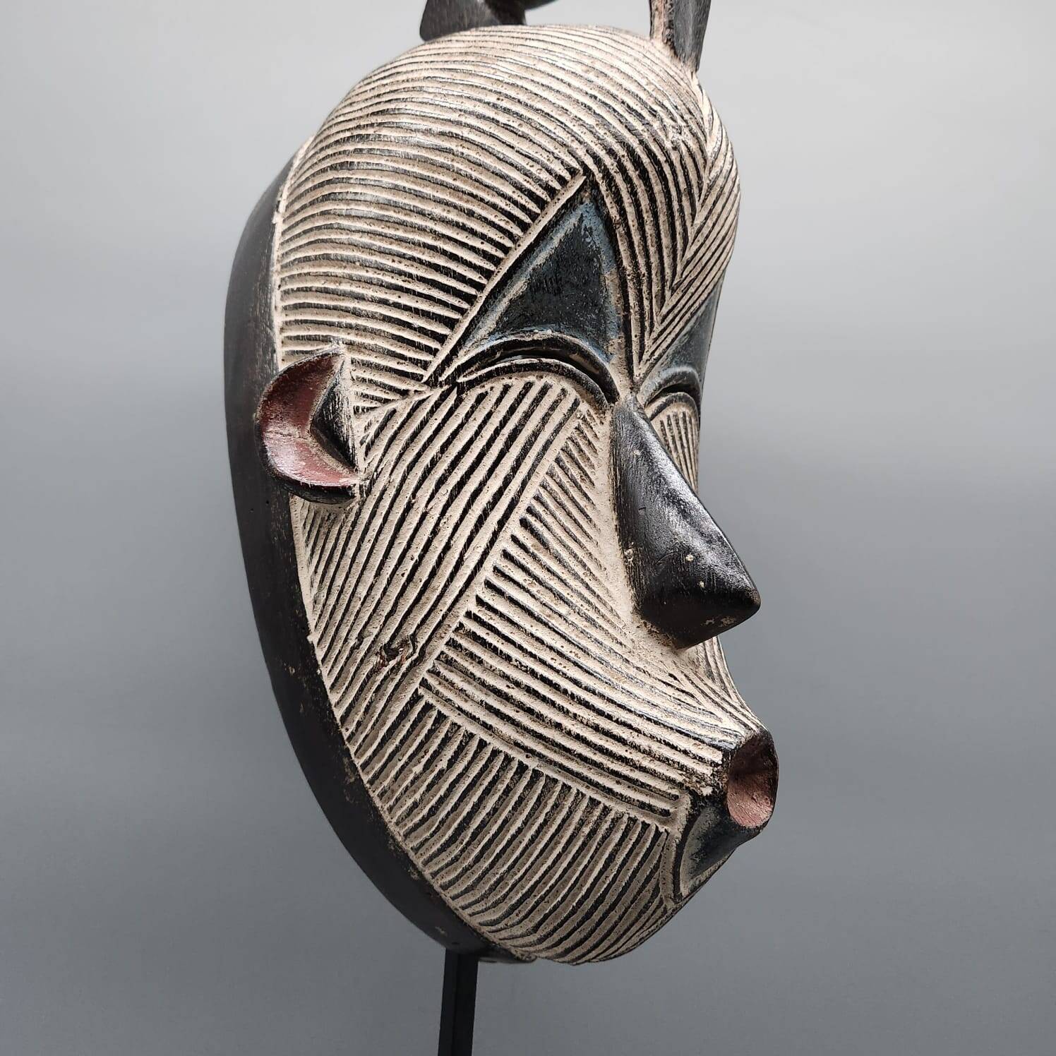 African mask