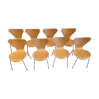 Butterfly chairs model 3107 by Arne Jacobsen for Fritz Hansen