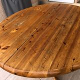 Vintage round table in solid pine