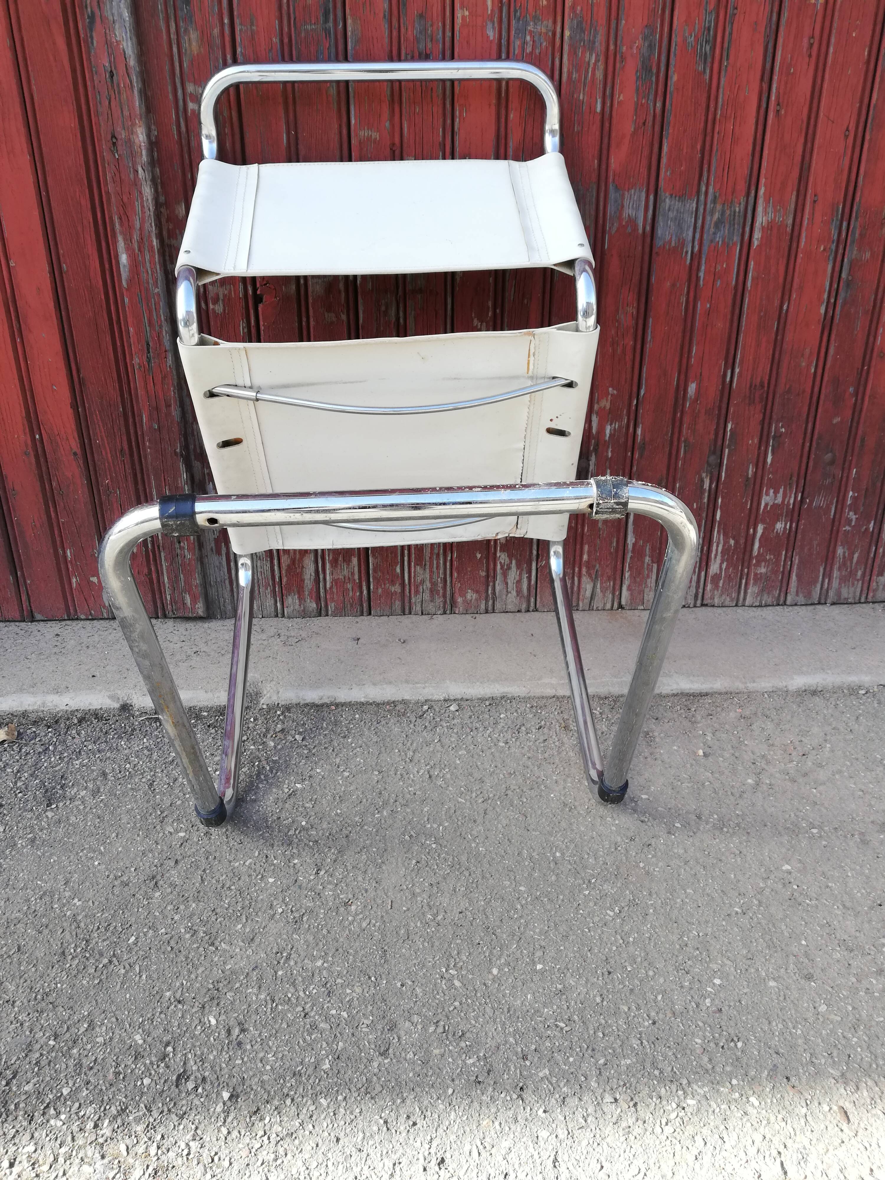 Chaise modèle B33 de Marcel Breuer cuir blanc