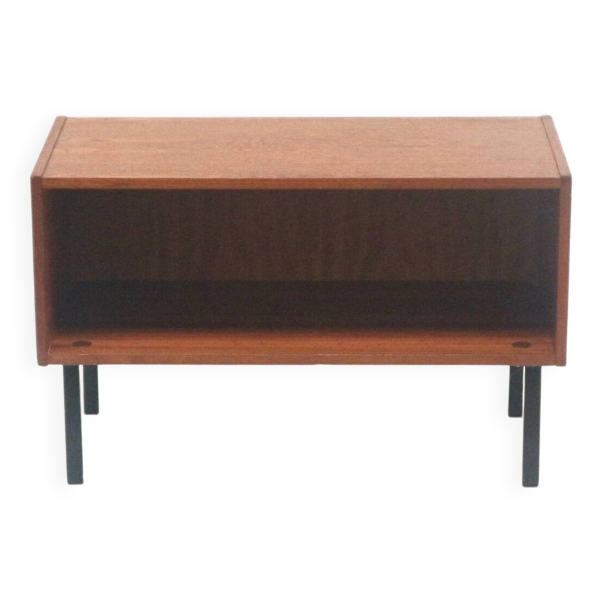 Vintage dresser / bedside table made in the 60s