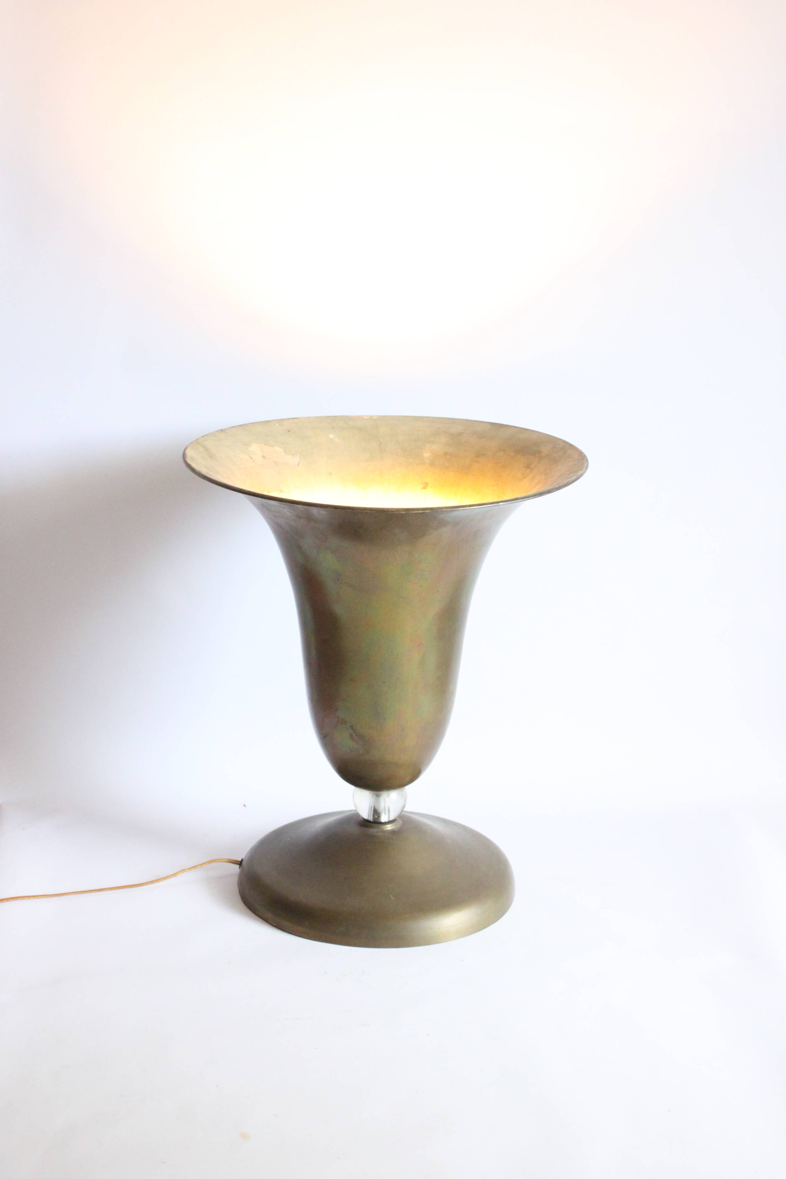 Lampe calice en laiton de style Art déco, années 1930-1940