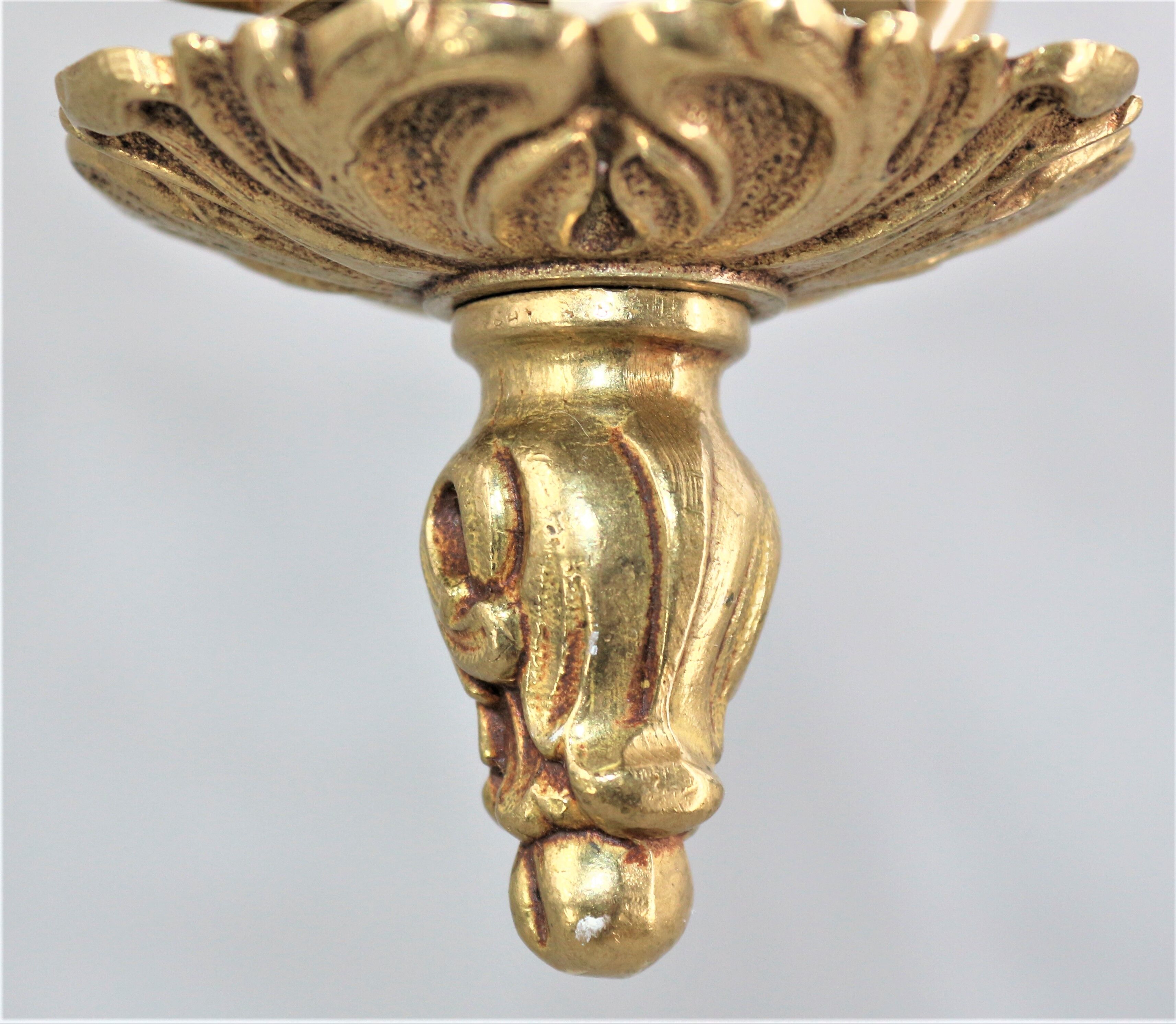 Lustre en bronze et verre bombé