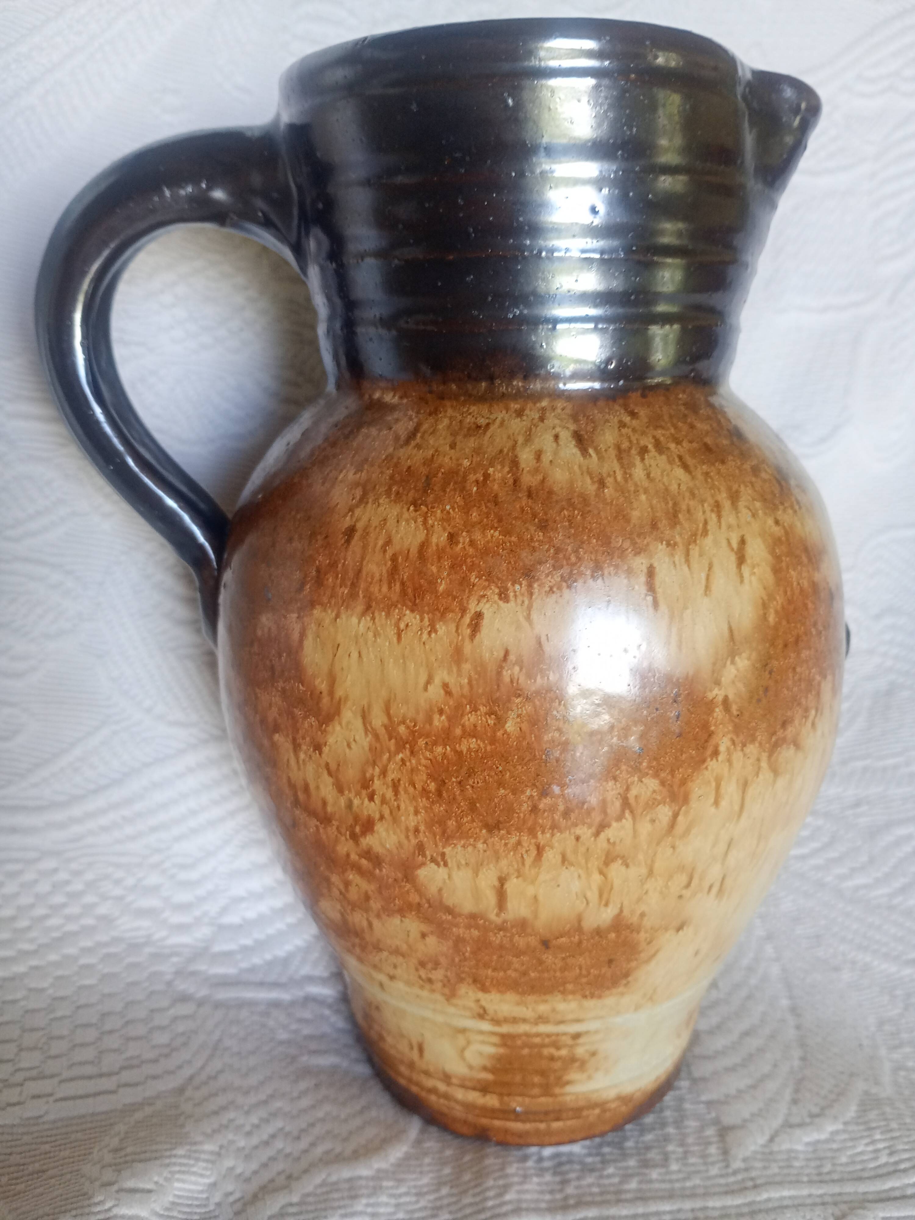 Pichet at Lys - model from Bouffioulx - Glazed stoneware brown/black 20cm