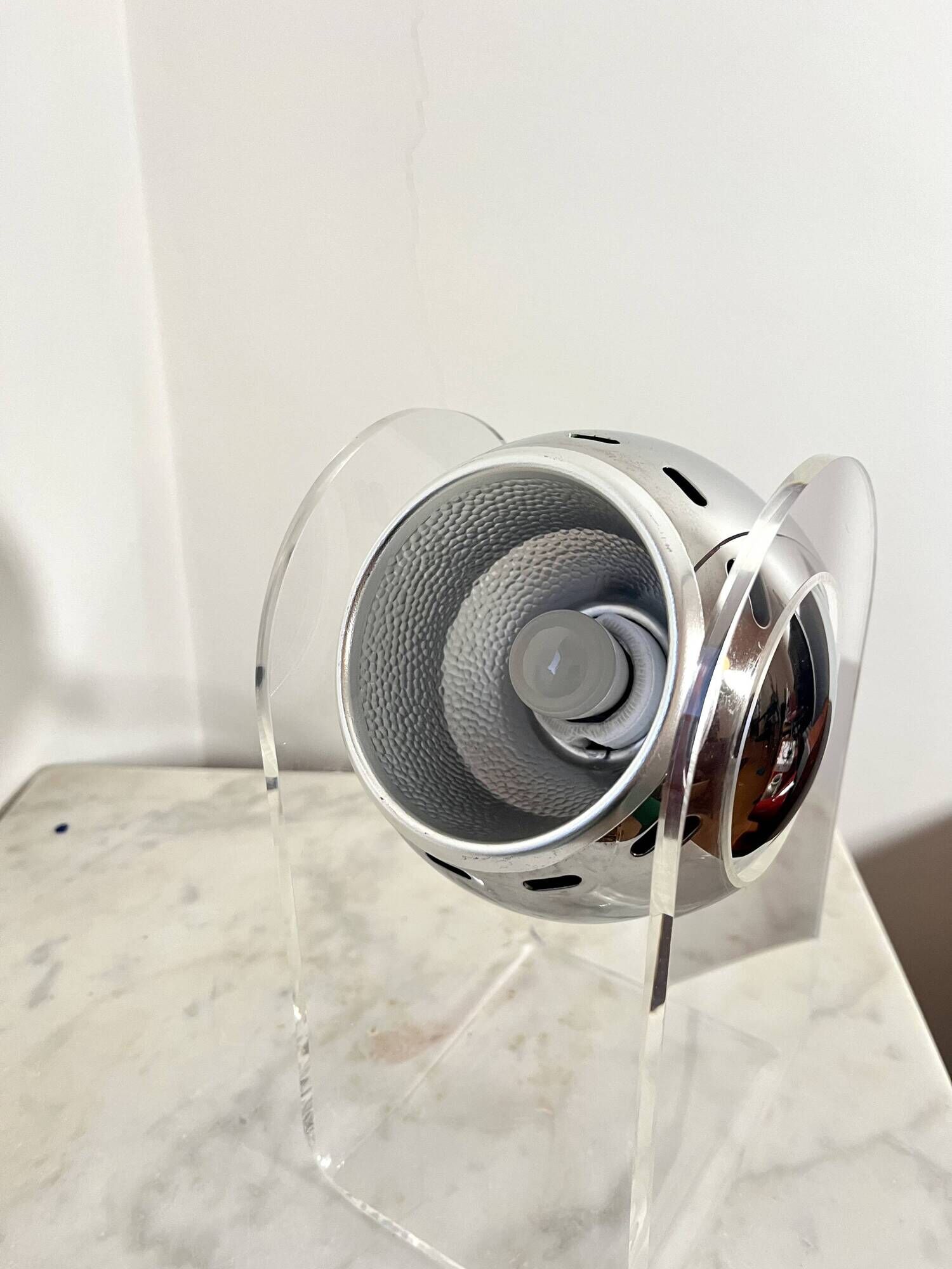 Vintage Space Age Acrylic Table Lamp by Gino Sarfatti for Arteluce, Italy