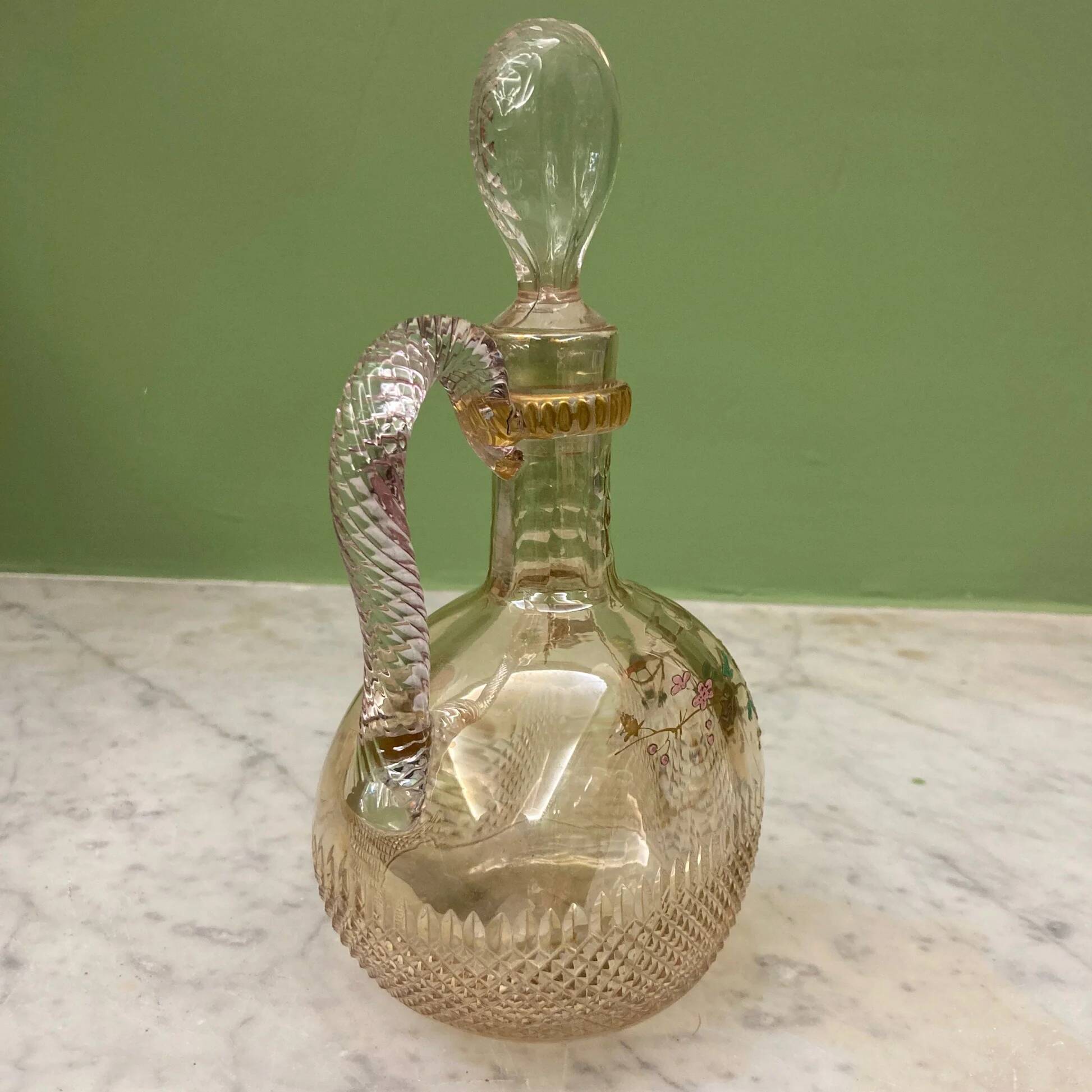 19th-century antique liqueur decanter (DLG Baccarat) cut crystal with bird decoration.