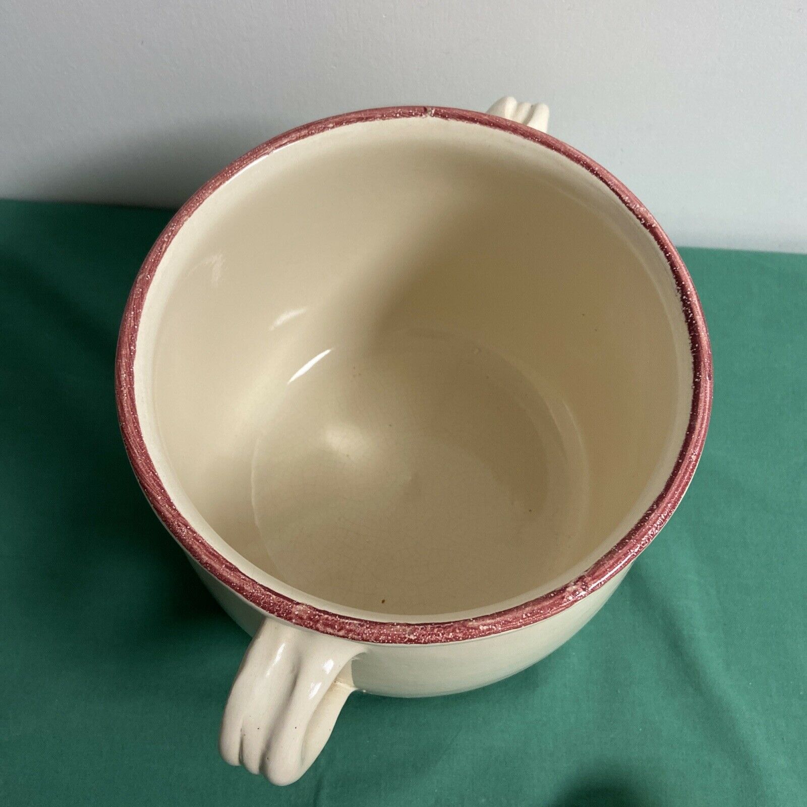 Pot shape pot with vintage ceramic lid floral decoration
