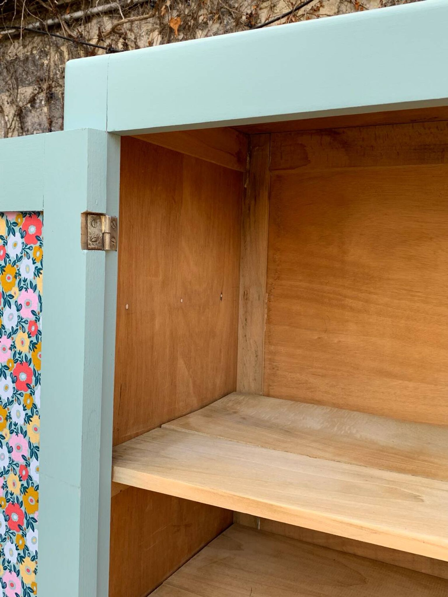 Armoire parisienne vintage bleu vert grisé