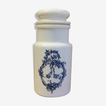 Old vintage apothecary pot in white opaline