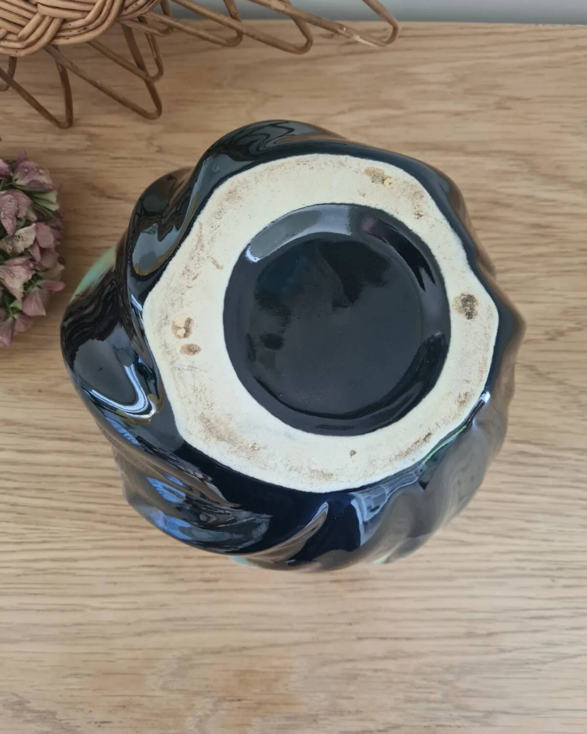 Flame ceramic planter