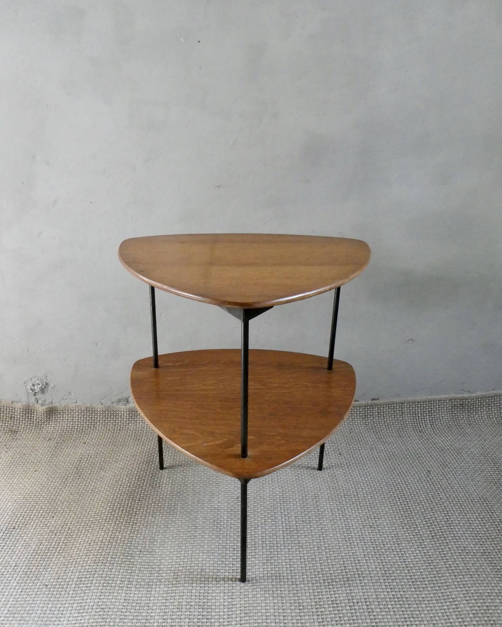 Guéridon tripode, table d'appoint, vers 1950