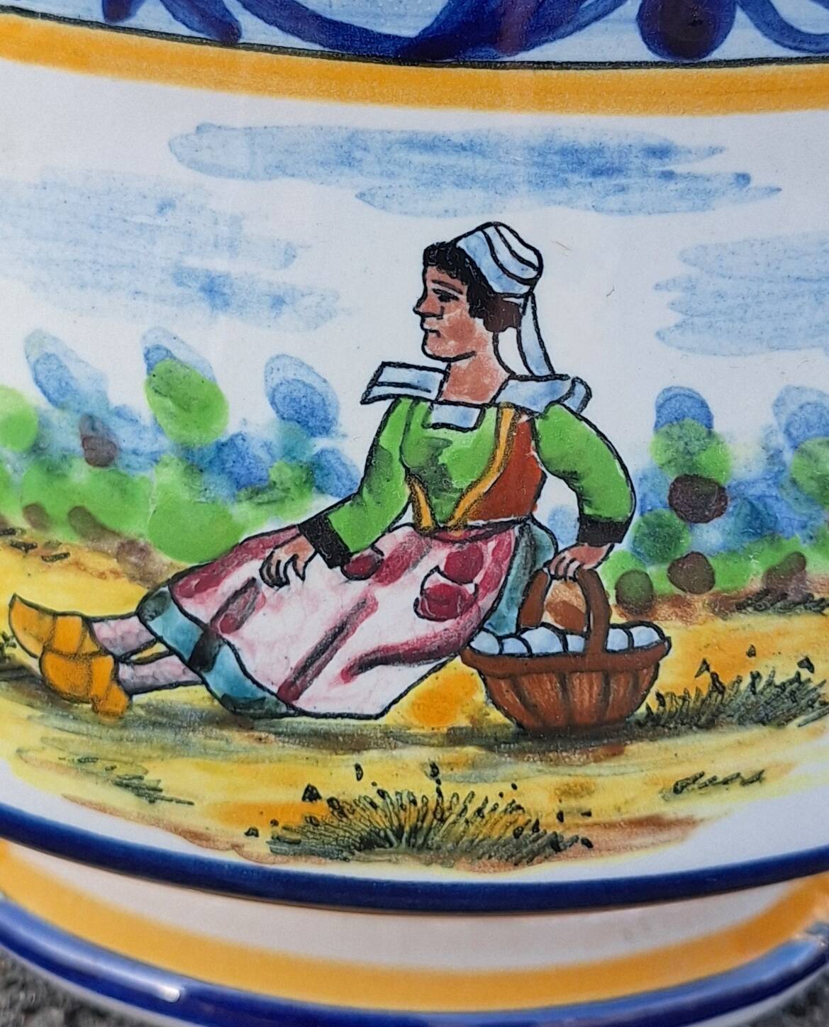 HB Quimper ceramic flowerpot