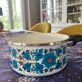 Enamelled pan