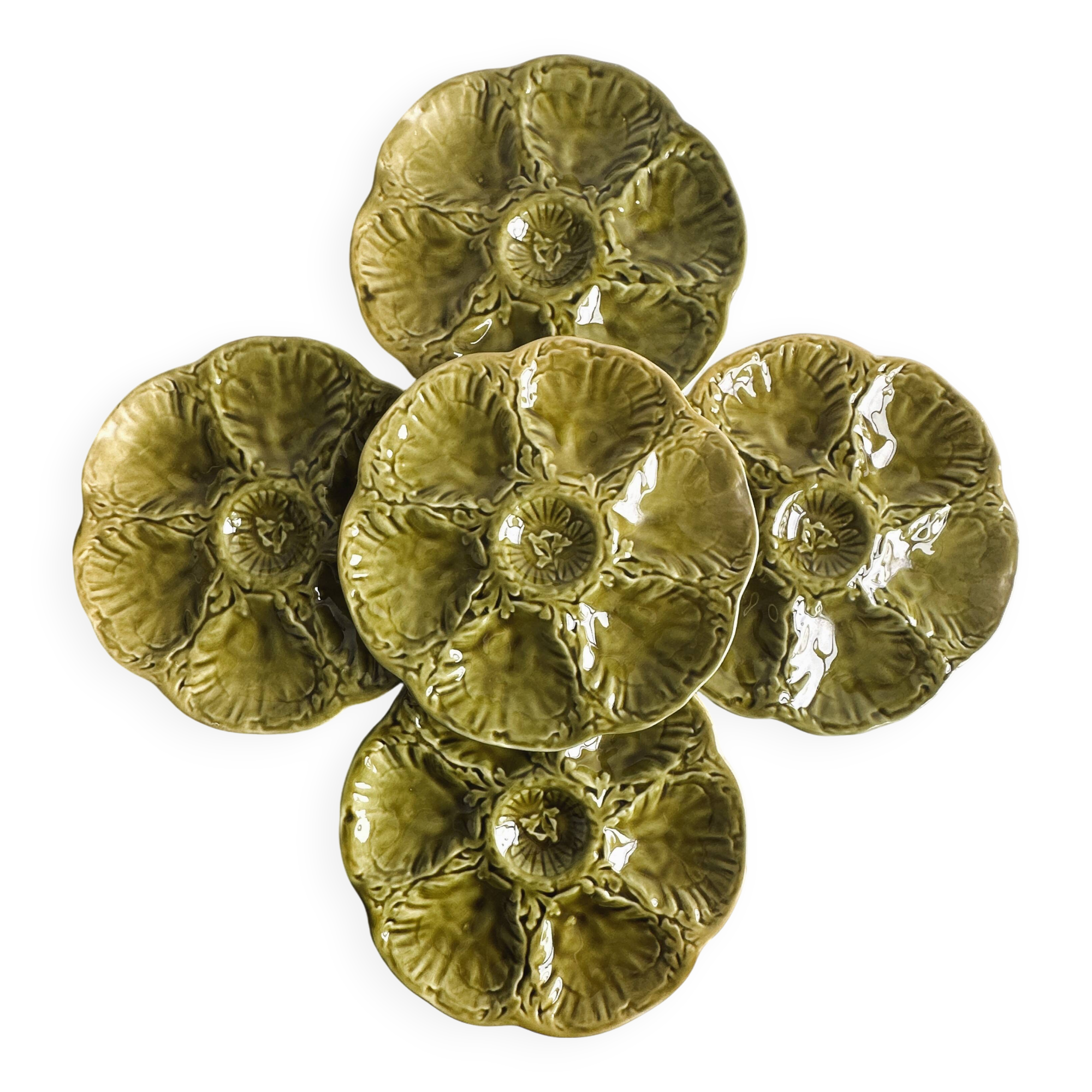 5 shell plates in green enamelled GIEN slip