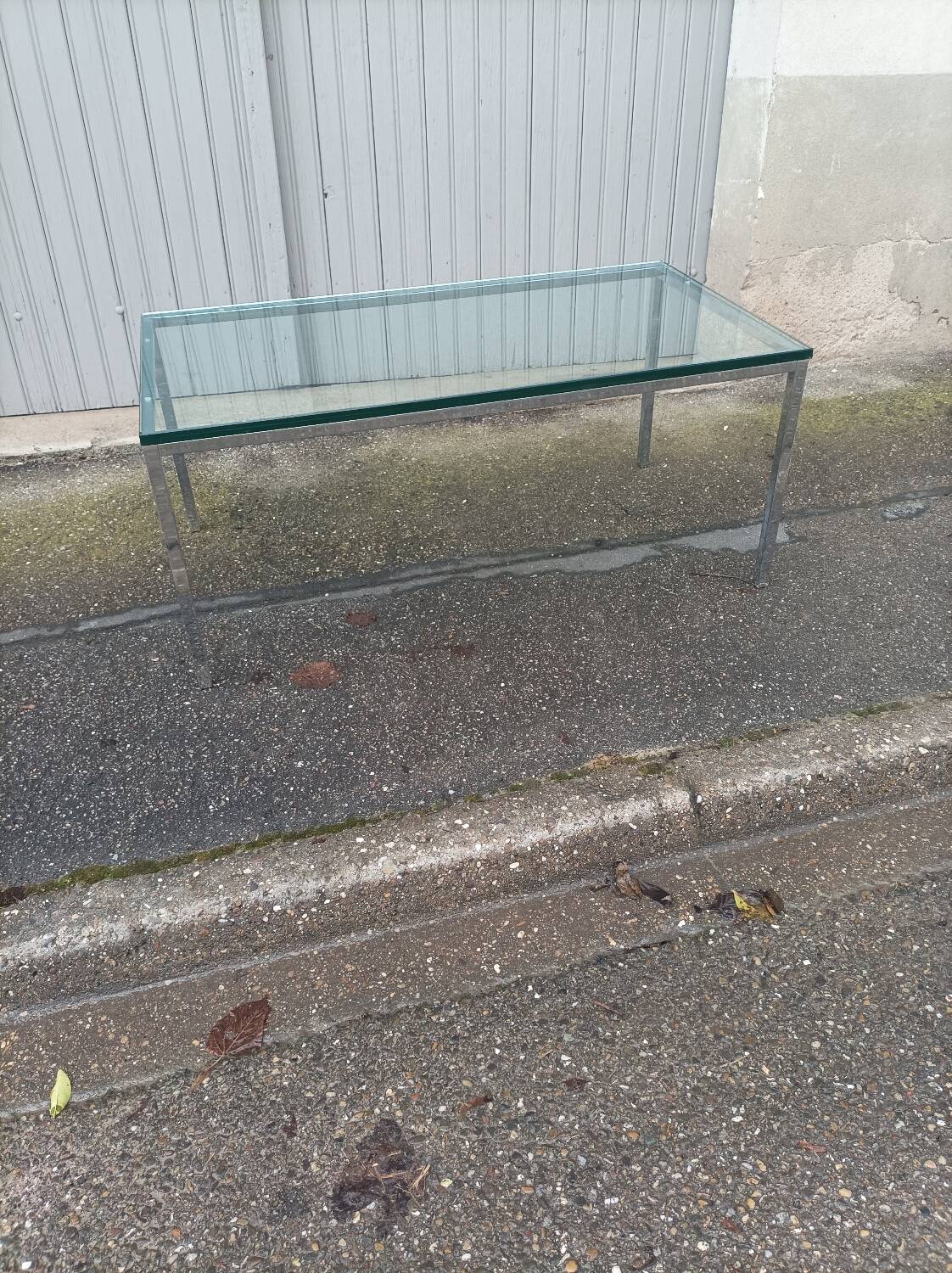 Table basse vintage dalle de verre