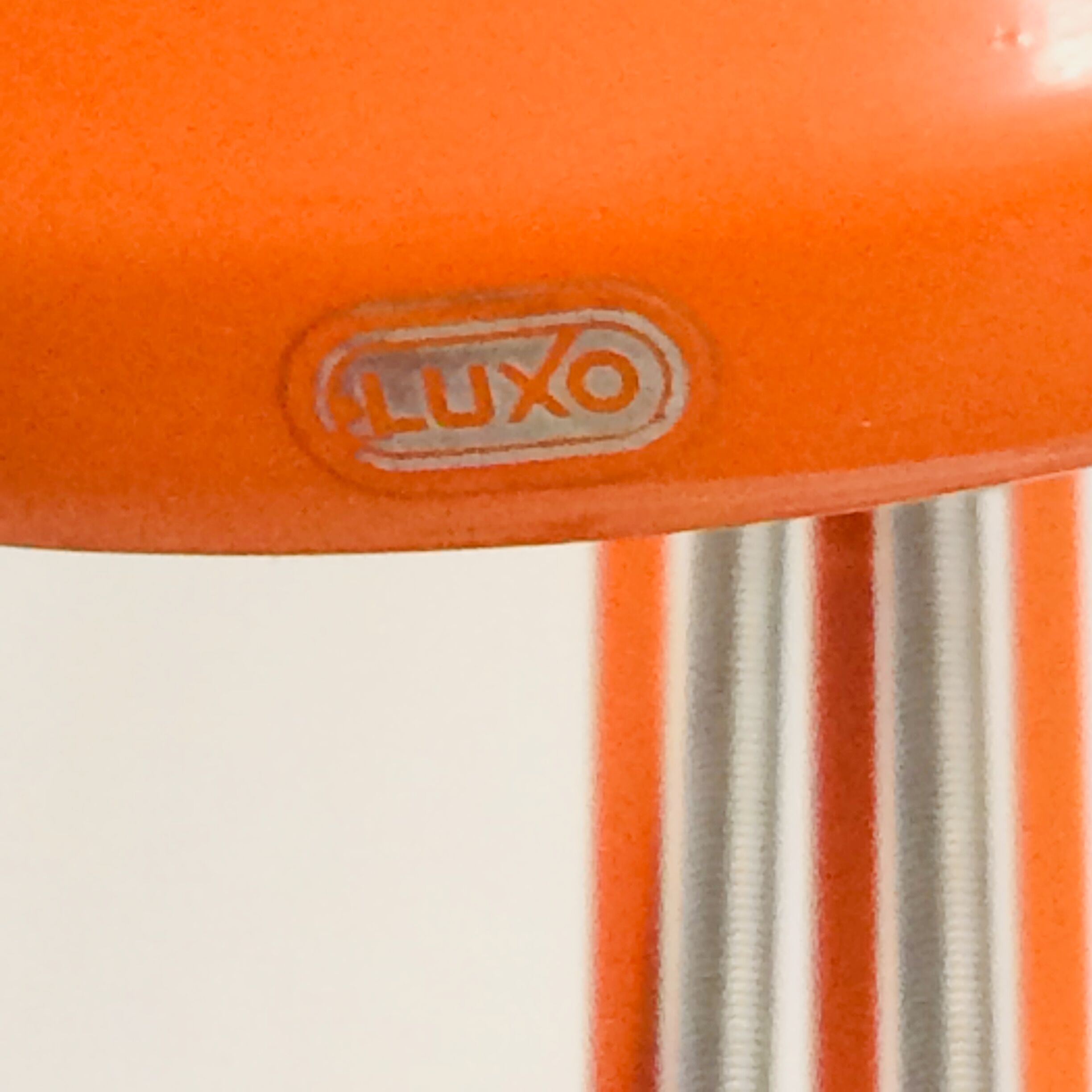 Lampe Luxo sur socle