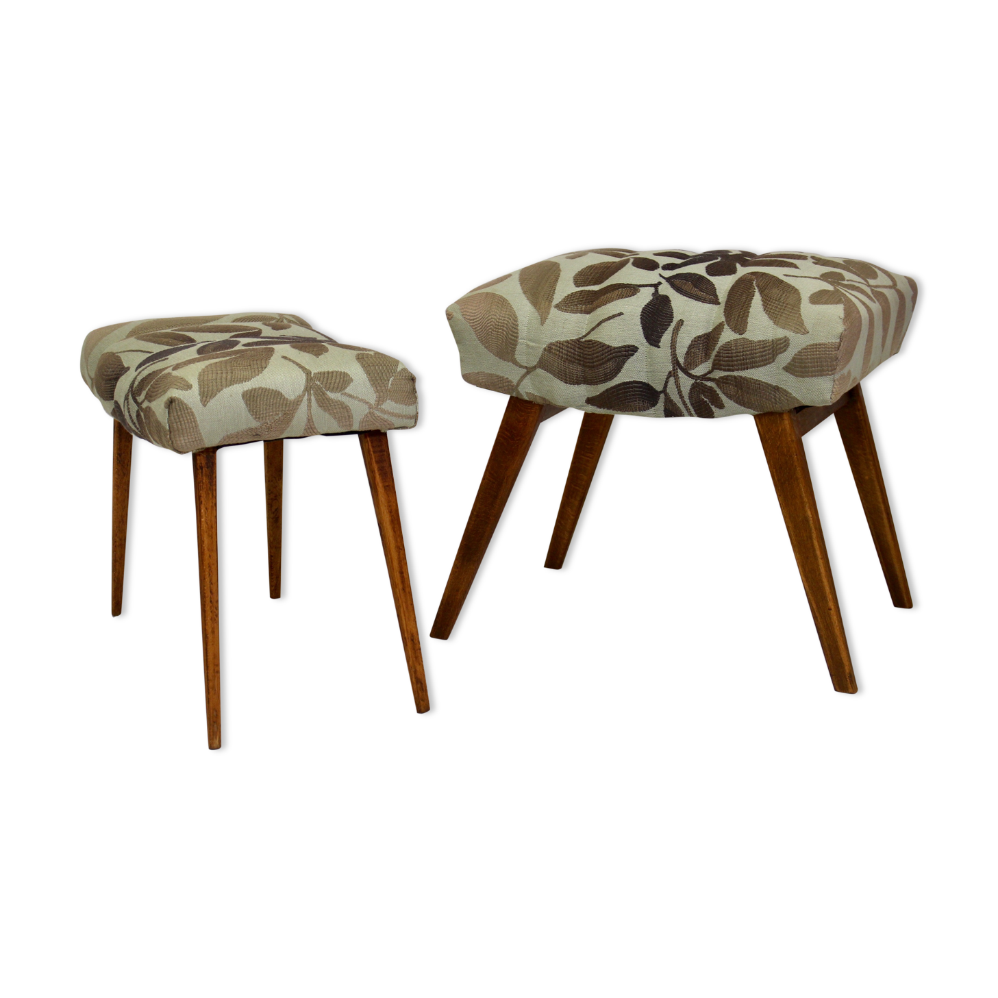 Duo of stools in 50s beech fully restored