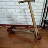 Wooden scooter