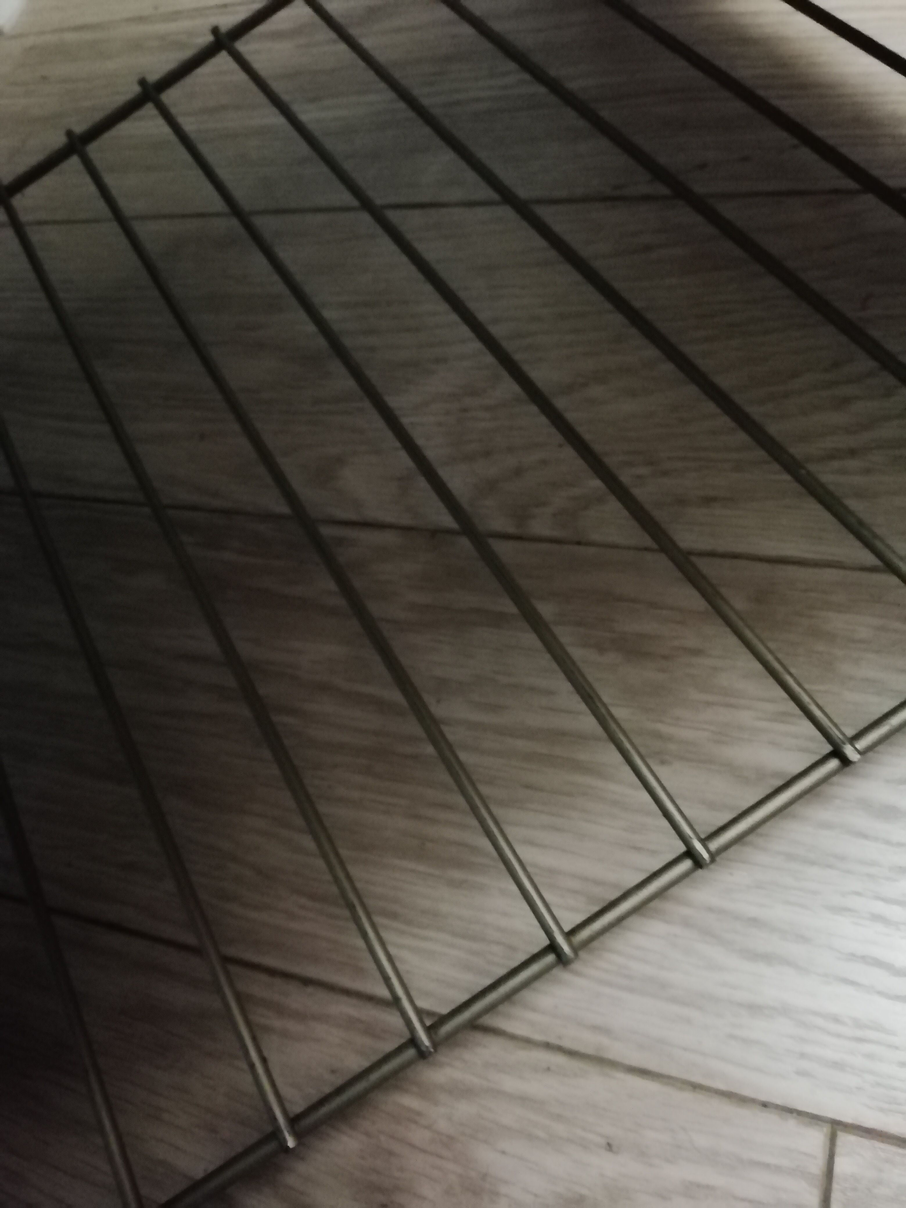 Beating coffee table