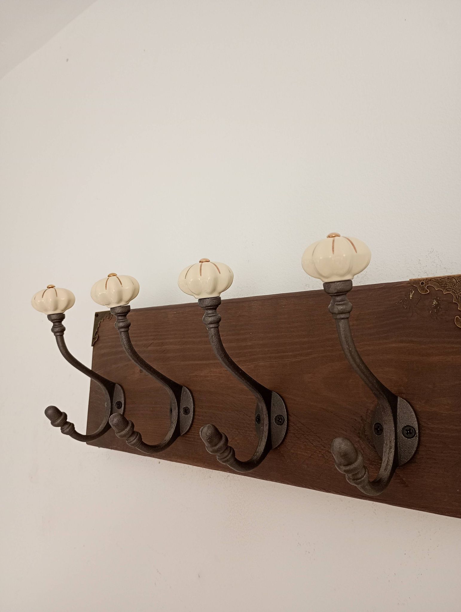 Wall-mounted coat rack wood hook cast iron and ceramic - handmade