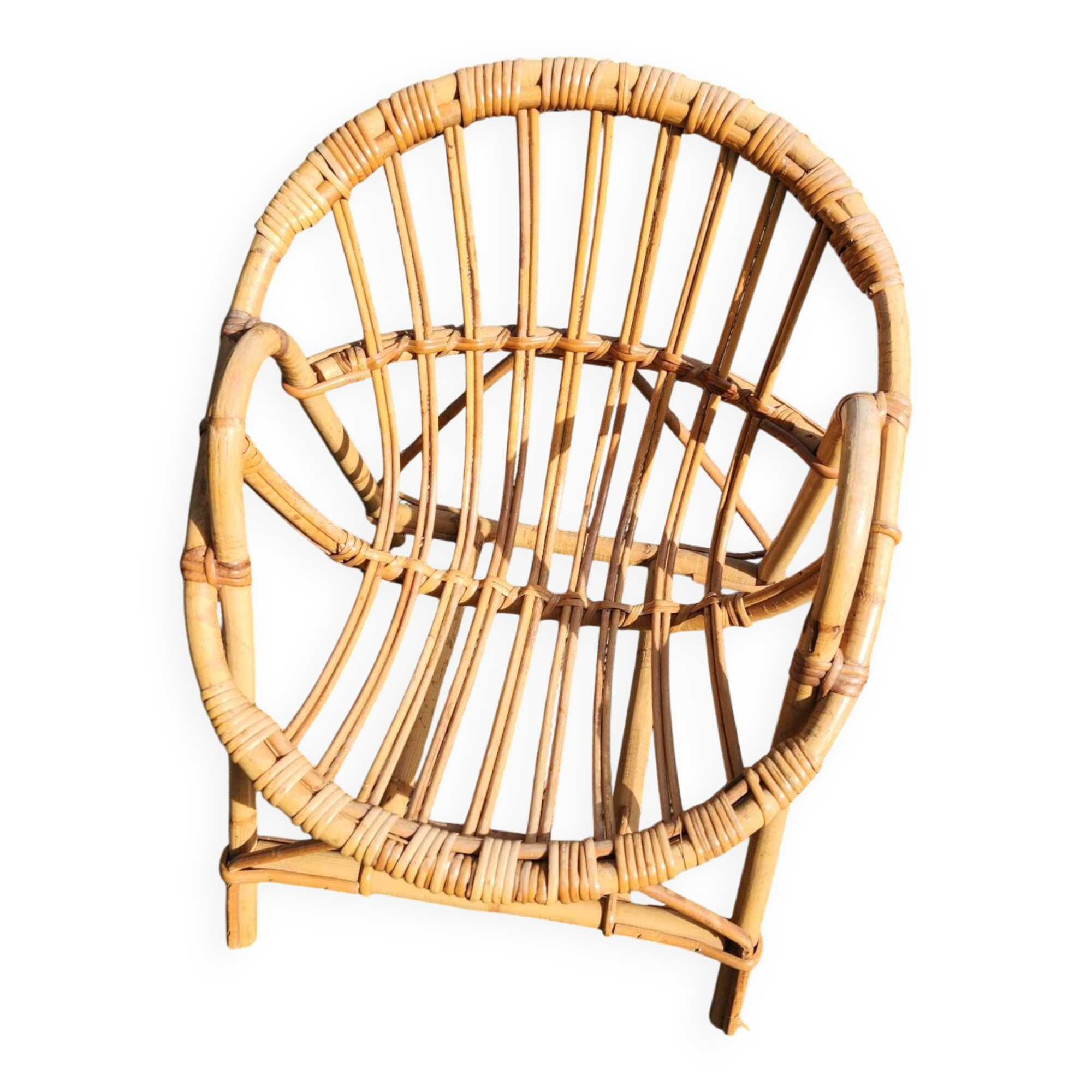 Child's wicker basket chair