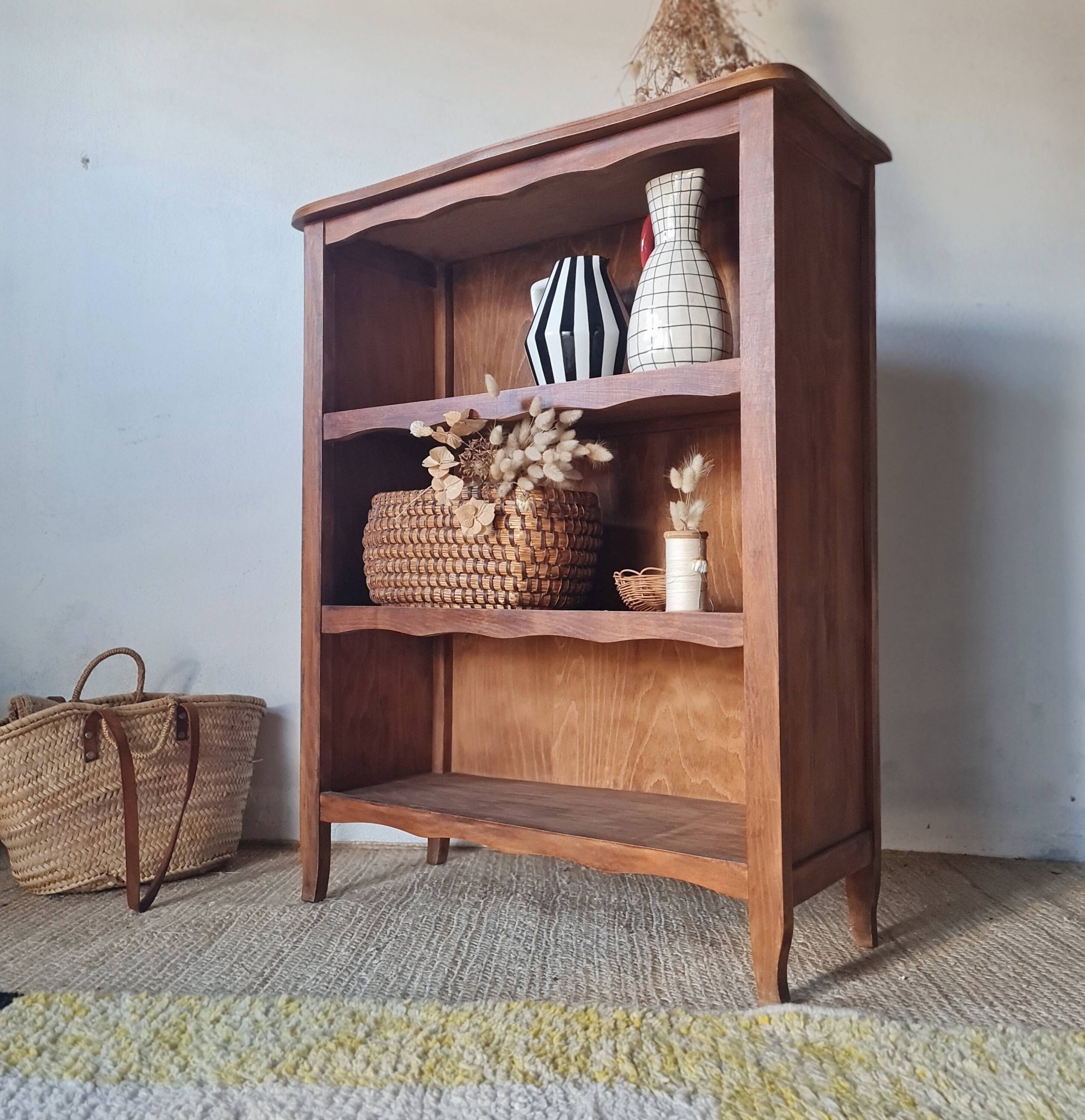 Ancient bibus - old wooden library