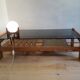 Table basse pin et verre fumé