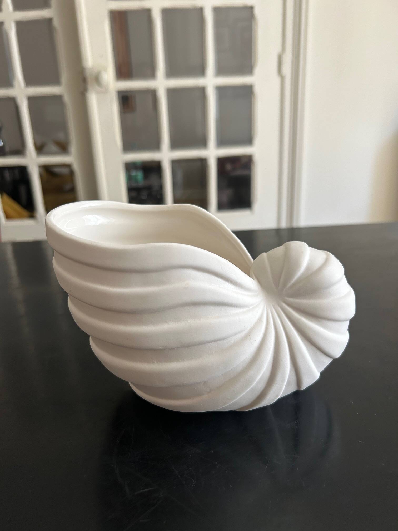 80s ceramic flowerpot