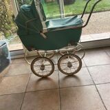 Landau doll year 40/50 green water